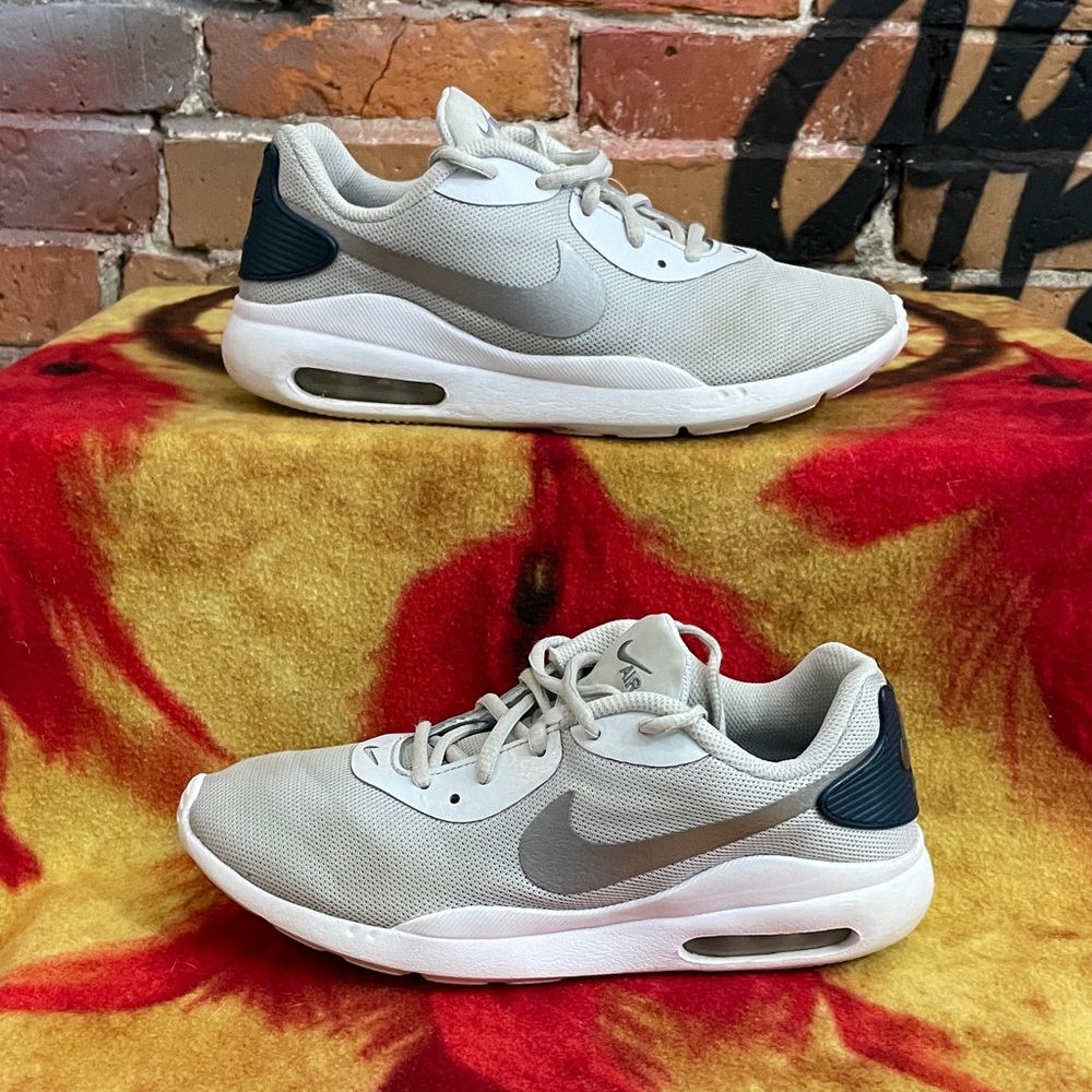 NIKE-Women’s gray AIR MAX OKETO lace-up running sneaker shoes